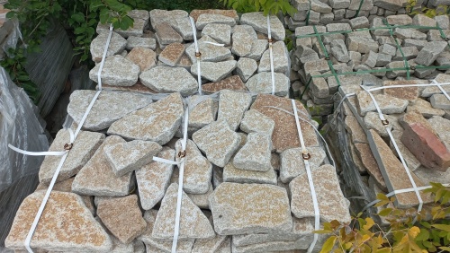 Плитняк гранитный галтованный купить в Копейске