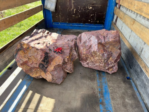 Ландшафтные глыбы красно-фиолетовые 200-1000 килограмм купить в Копейске