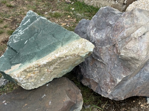 Камни для ландшафтного дизайна зелёные 10-60 килограмм купить в Копейске