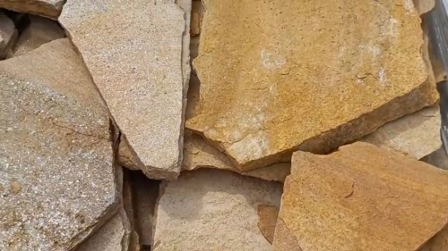 Плитняк златолит жёлтый для цоколя купить в Копейске