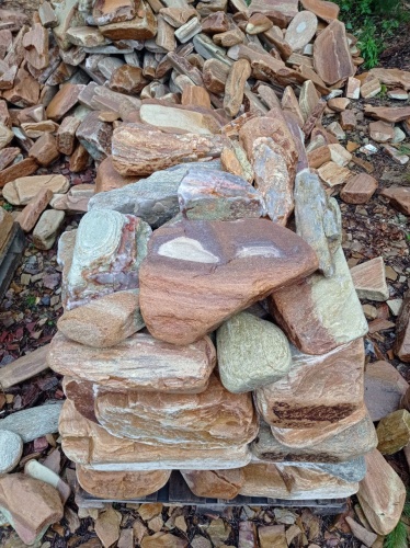 Златолит жёлтый, жёлто-зелёный глыбки и валуны для ланшафтного дизайна купить в Копейске