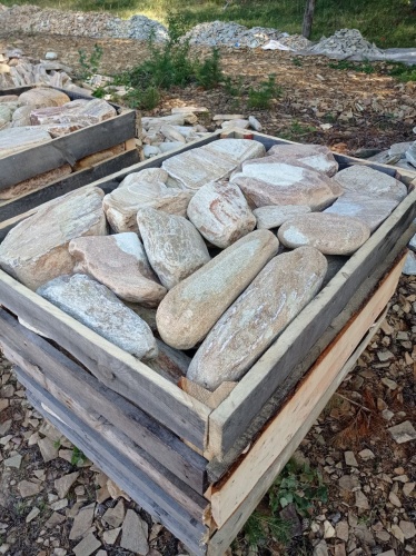 Златолит жёлтый, жёлто-зелёный глыбки и валуны для ланшафтного дизайна купить в Копейске