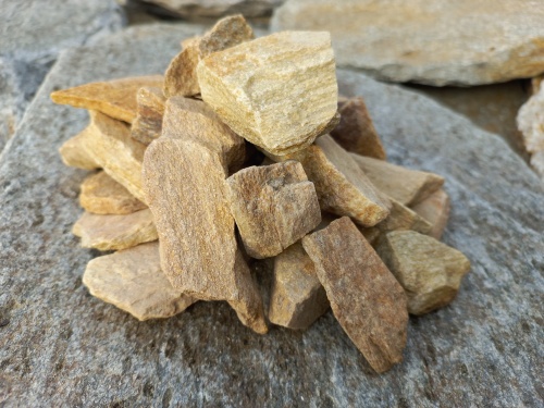 Златолит жёлтый декоративная каменная крошка купить в Копейске