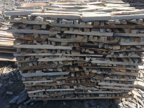 Горбушка златолит золотистый для облицовки купить в Копейске