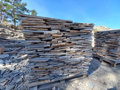 Плитняк златолит серебристый для фасада купить в Копейске